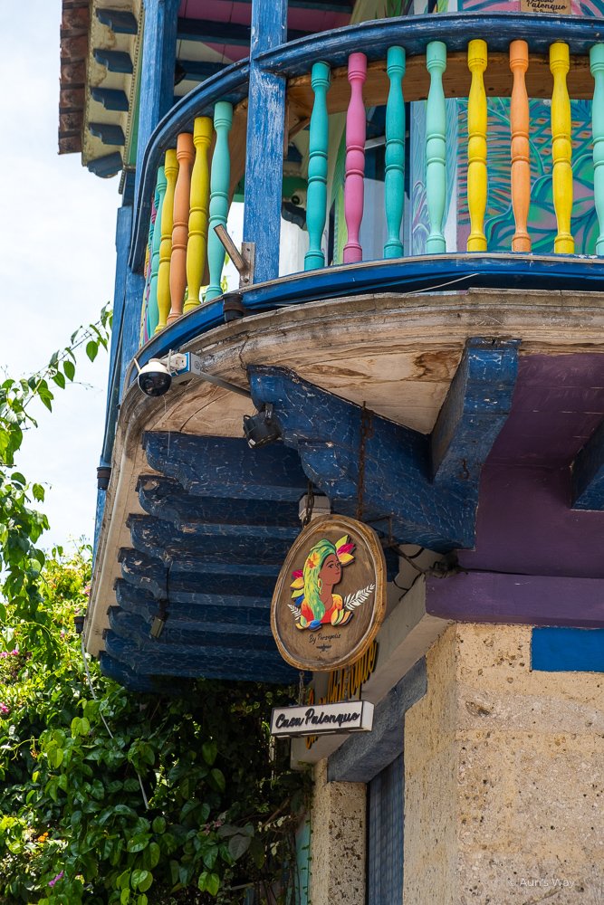 Détails d'une maison colorée à Getsemani, un quartier vivant de Carthagène en Colombie
