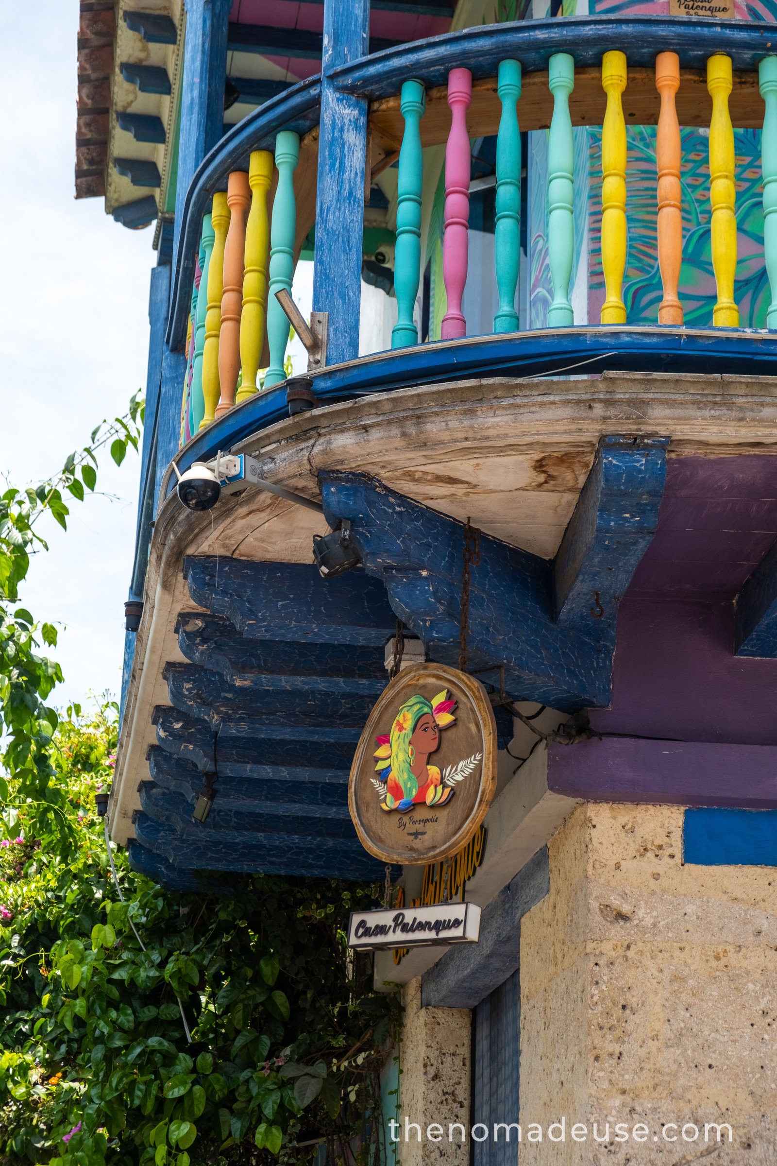Détails d'une maison colorée à Getsemani, un quartier vivant de Carthagène en Colombie