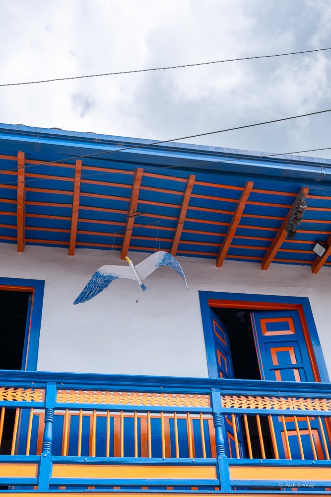 La ville colombienne de Salento est connue pour ses maisons colorées.