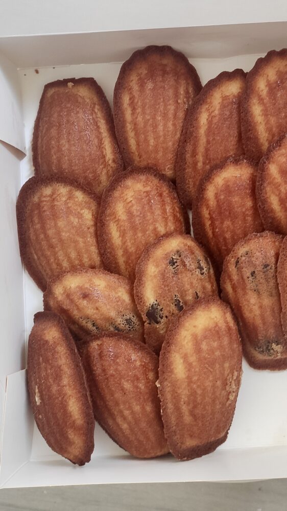 Boîtes de madeleines venues des Madeleines de Christophe à Aix en Provence