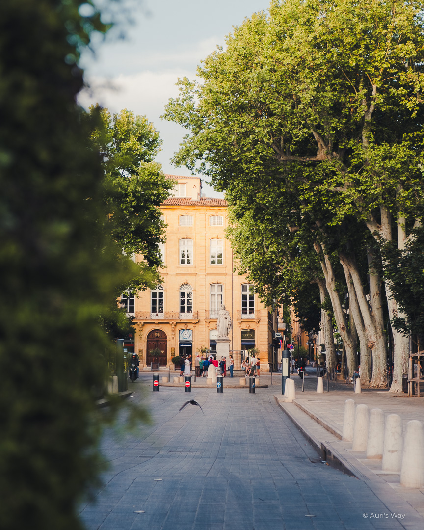 Le haut du cours Mirabeau, un incontournable à Aix-en-Provence