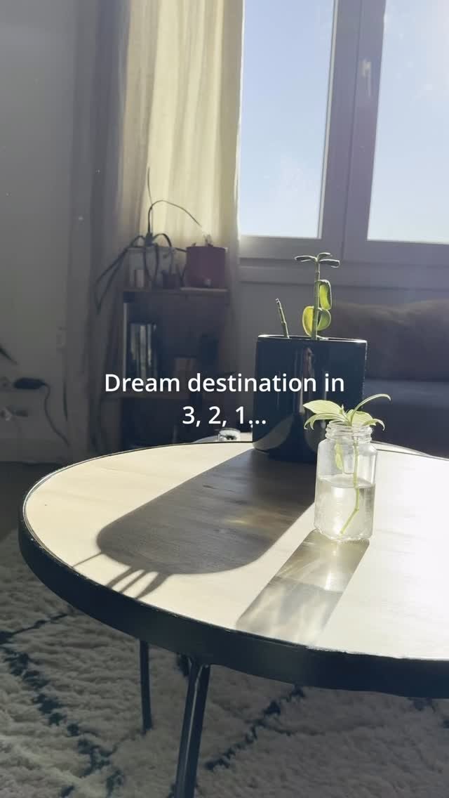 Instagram post from aurisway_. This post is in position 2.